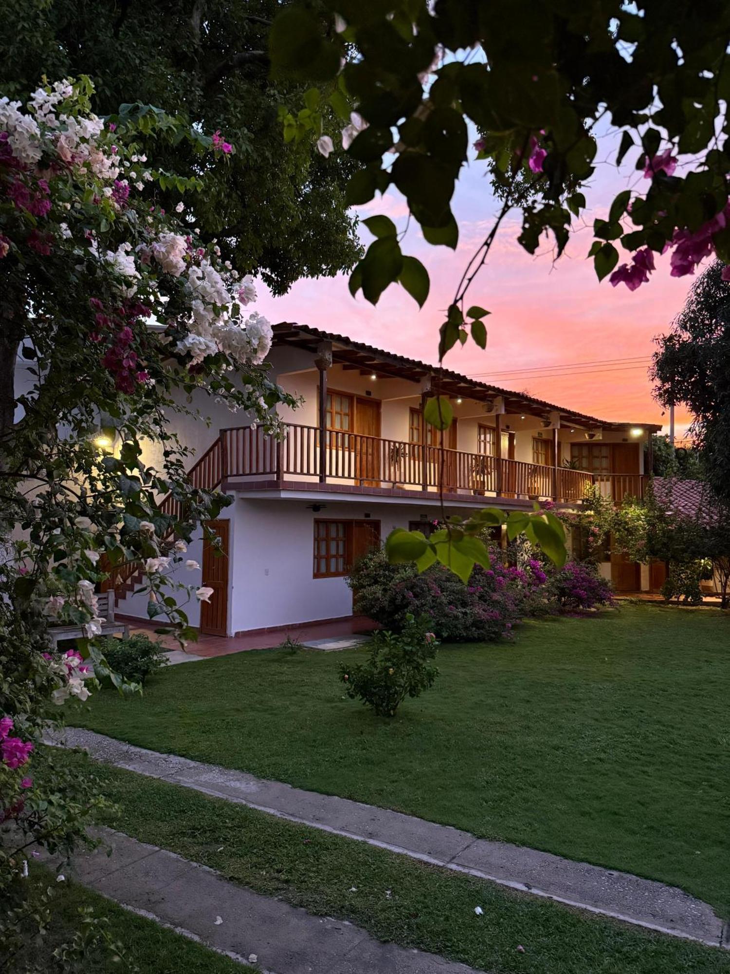 Hotel Jardin Boutique Rodadero Santa Marta  Buitenkant foto
